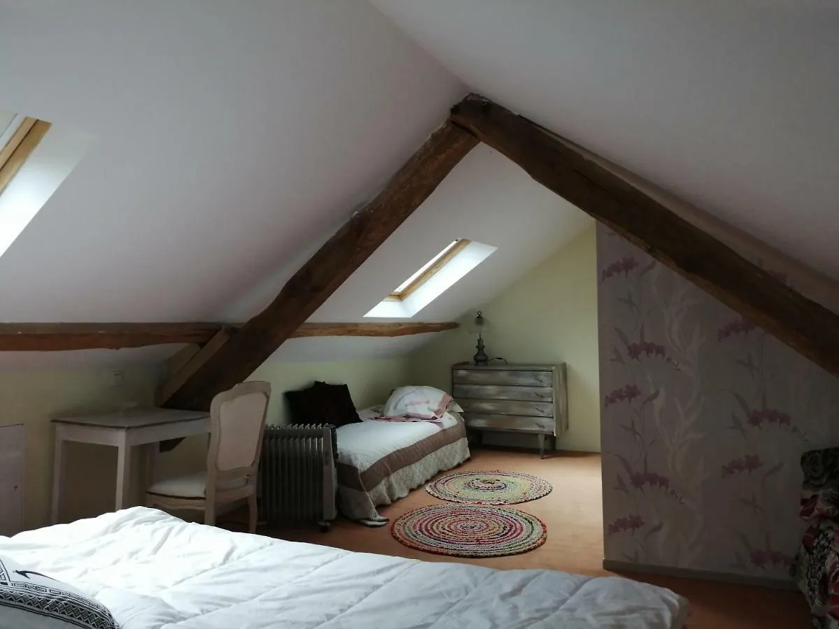 Bernadette Apartment Chouvigny 0*,  France